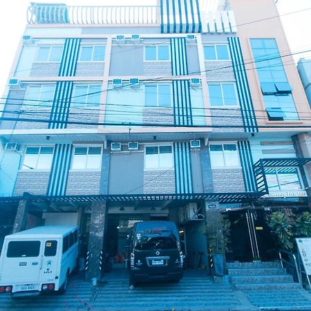Reddoorz Plus At Seventy Five Inn Near Manila Airport Paranaque City Buitenkant foto