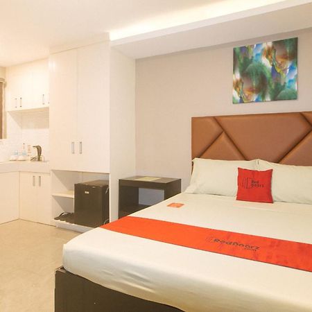 Reddoorz Plus At Seventy Five Inn Near Manila Airport Paranaque City Buitenkant foto