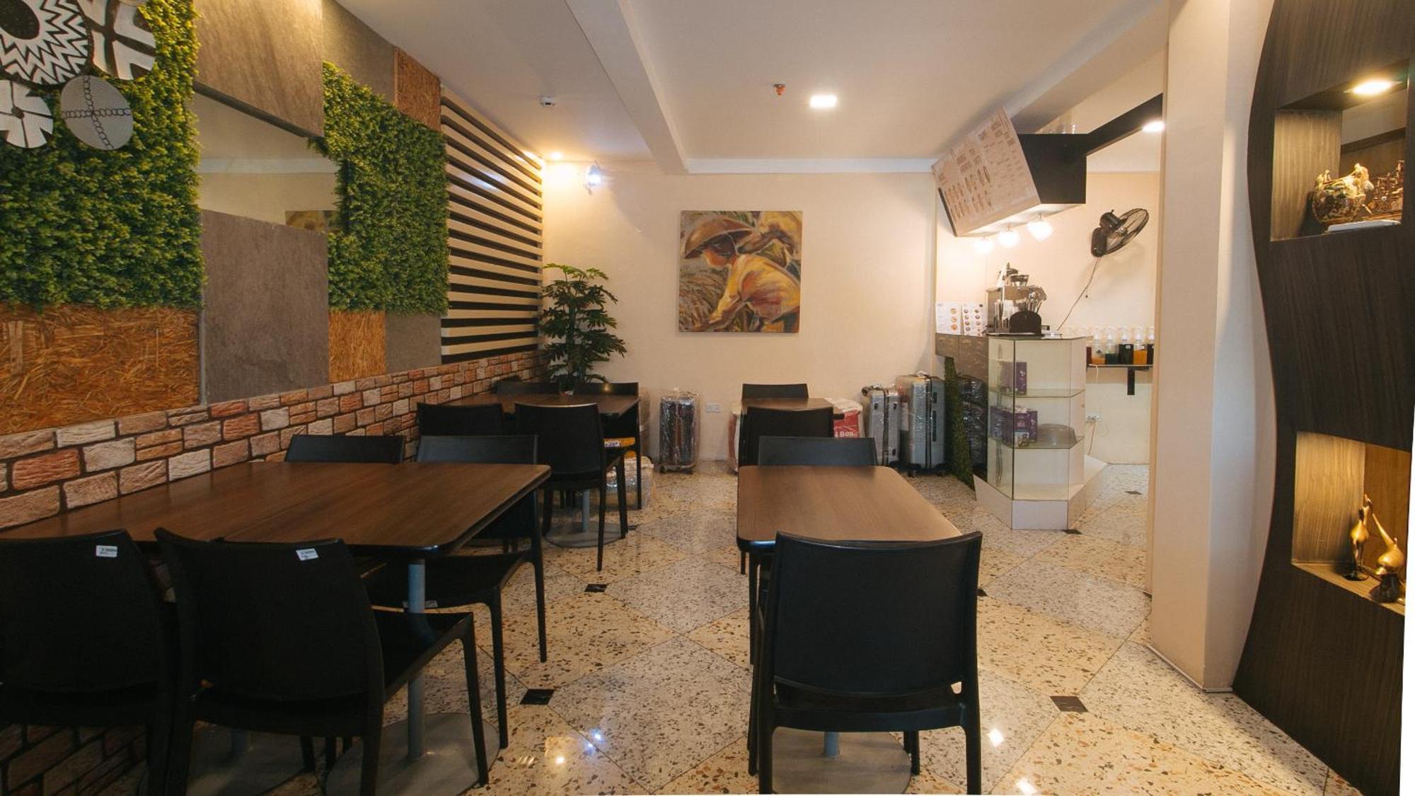 Reddoorz Plus At Seventy Five Inn Near Manila Airport Paranaque City Buitenkant foto