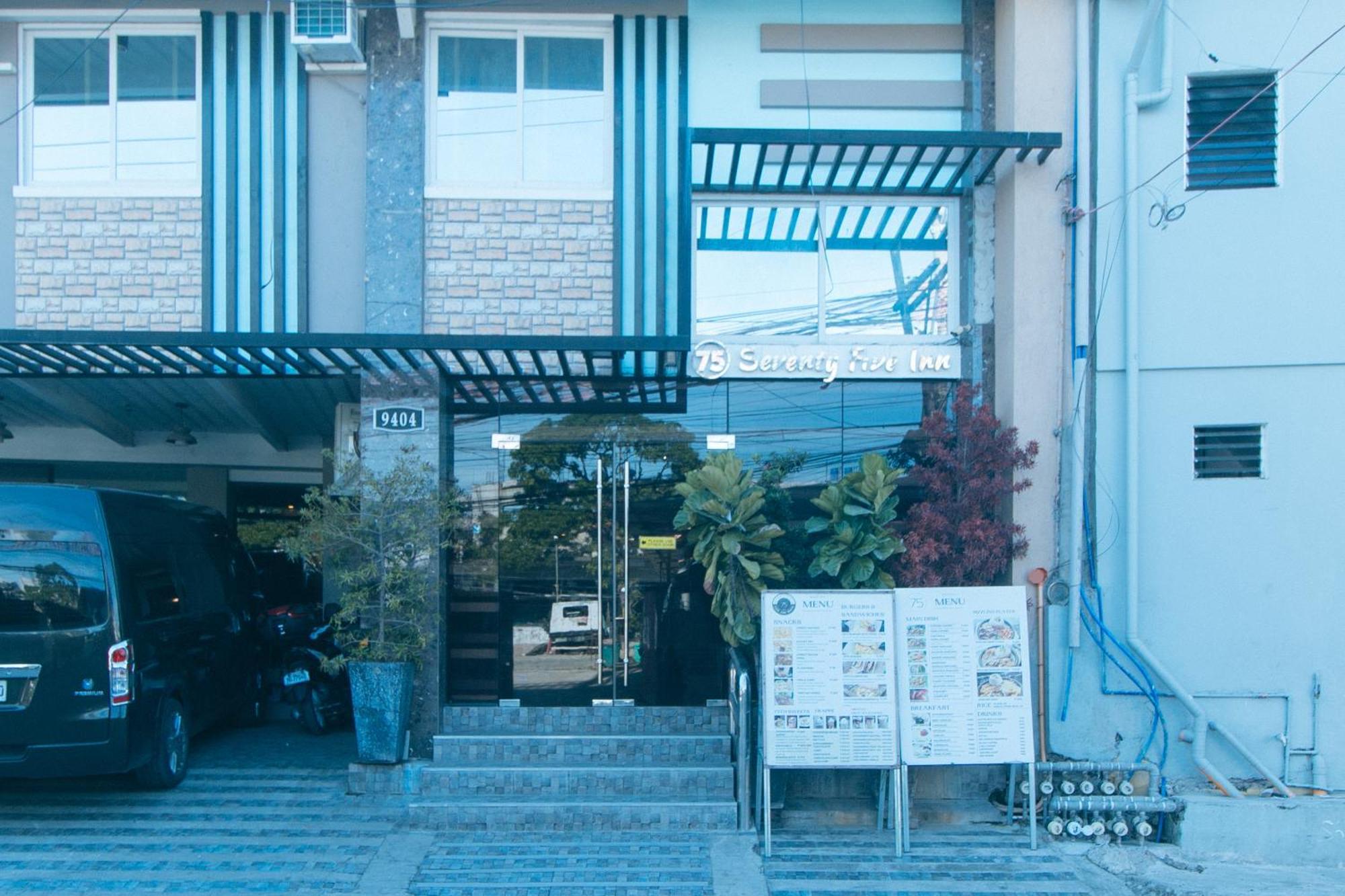 Reddoorz Plus At Seventy Five Inn Near Manila Airport Paranaque City Buitenkant foto