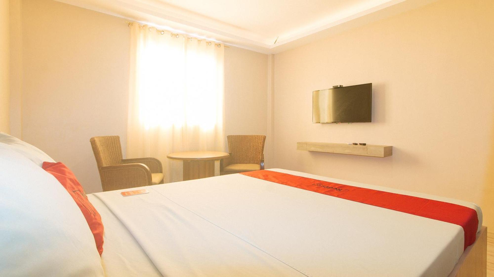 Reddoorz Plus At Seventy Five Inn Near Manila Airport Paranaque City Buitenkant foto